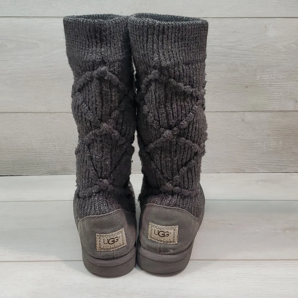 Ugg Australia Women 5879 Argyle Sweater Tall Cardi Knit Boots Shoes sz 8